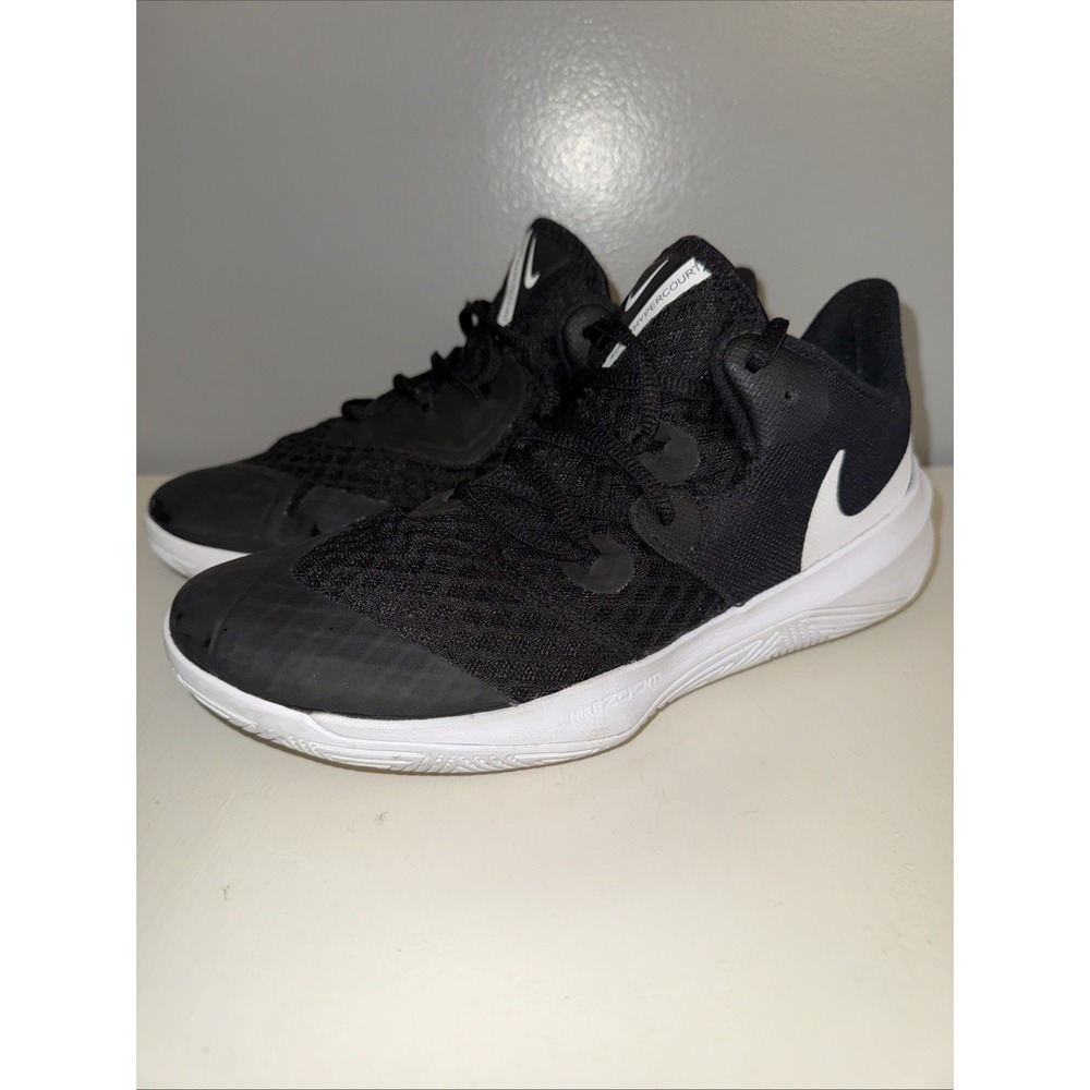 Nike Women's Zoom Hyper speed‎ Court Volley size 6.5 Black/White